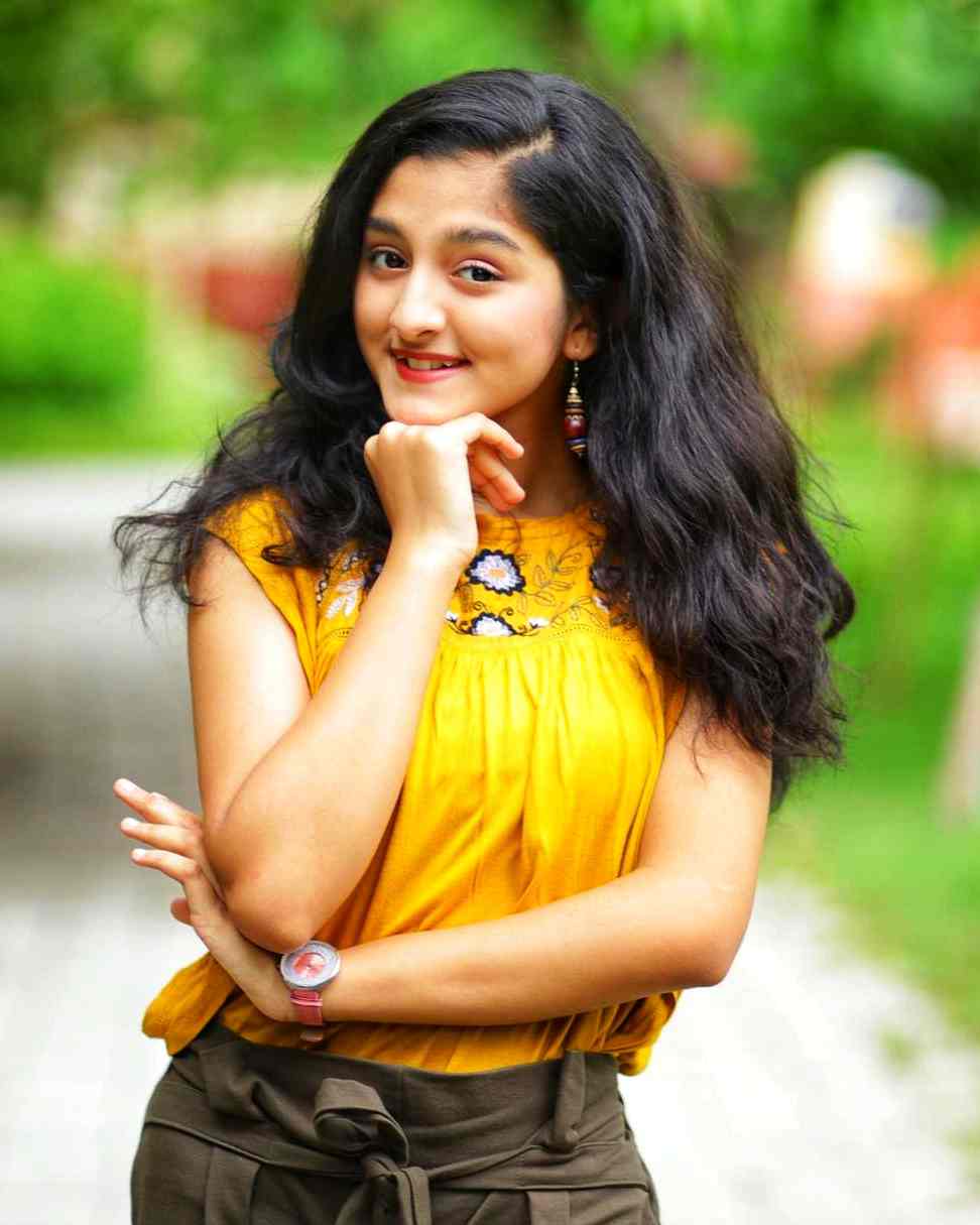 Saavi Ki Savaari Serial Cast Aayushree Sangle